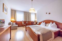minichmayr-bcs-april22-channesecker-0186